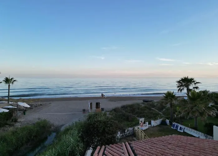 Luxury House Front Line Marbella