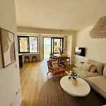 Luxury House Front Line *