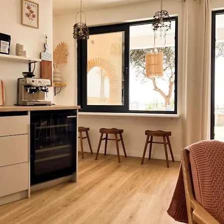 Luxury House Front Line Ferienhaus